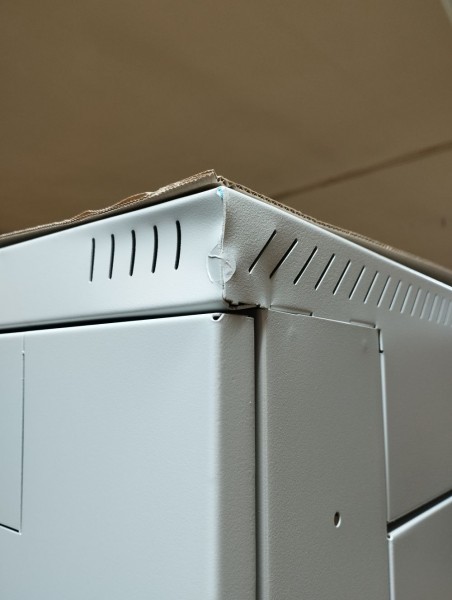 Triton 19&quot;Schrank 42HE, B600/T1000, Lichtgrau, bis 800Kg, *Demoschrank hinten/links obere Ecke leicht Beschädigt*